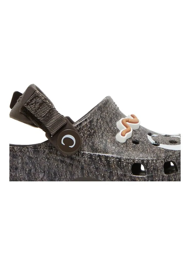 Кроссовки Crocs Anwar Carrots x Clog Kids Soil - Espresso — изображение 2 из 6, почва эспрессо