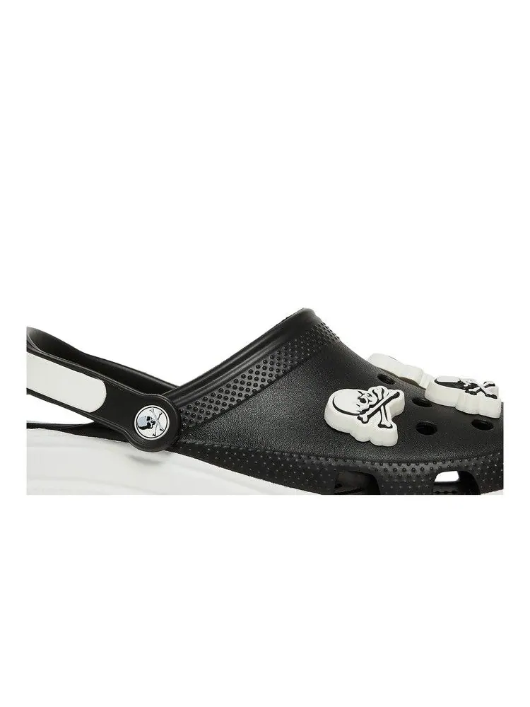 Кроссовки Crocs Mastermind Japan x Classic Clog 'Black White' — изображение 3 из 9, черный/белый
