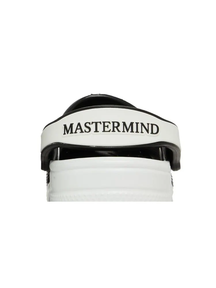 Кроссовки Crocs Mastermind Japan x Classic Clog 'Black White' — изображение 8 из 9, черный/белый