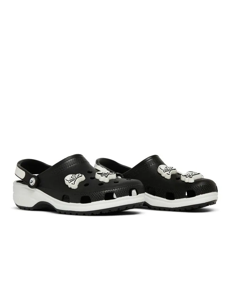 Кроссовки Crocs Mastermind Japan x Classic Clog 'Black White' — изображение 9 из 9, черный/белый
