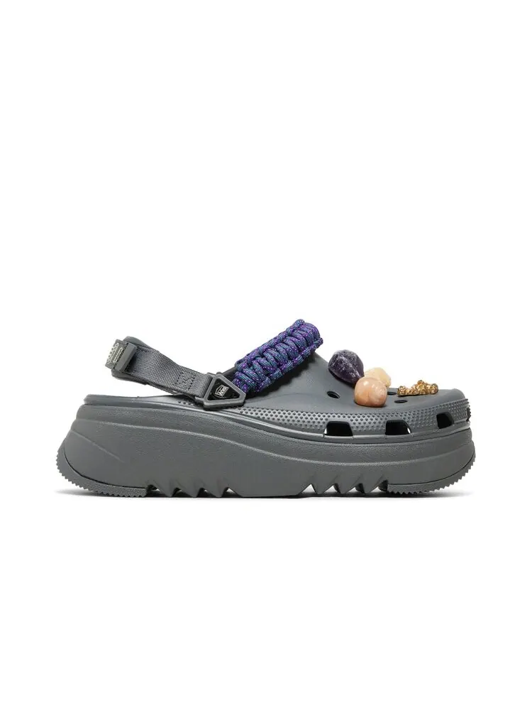 Кроссовки Crocs Aries x Classic Hiker Xscape Clog 'Slate Grey' — изображение 1 из 4, серый