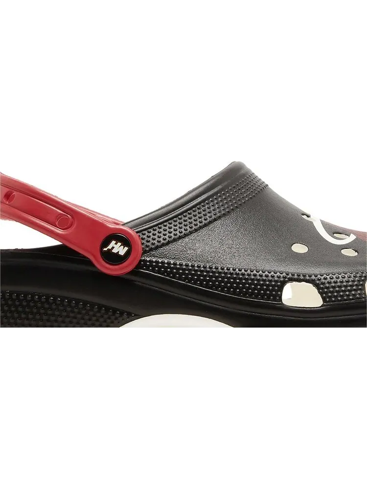 Кроссовки NBA x Classic Clog 'Miami Heat' — изображение 2 из 4, черный