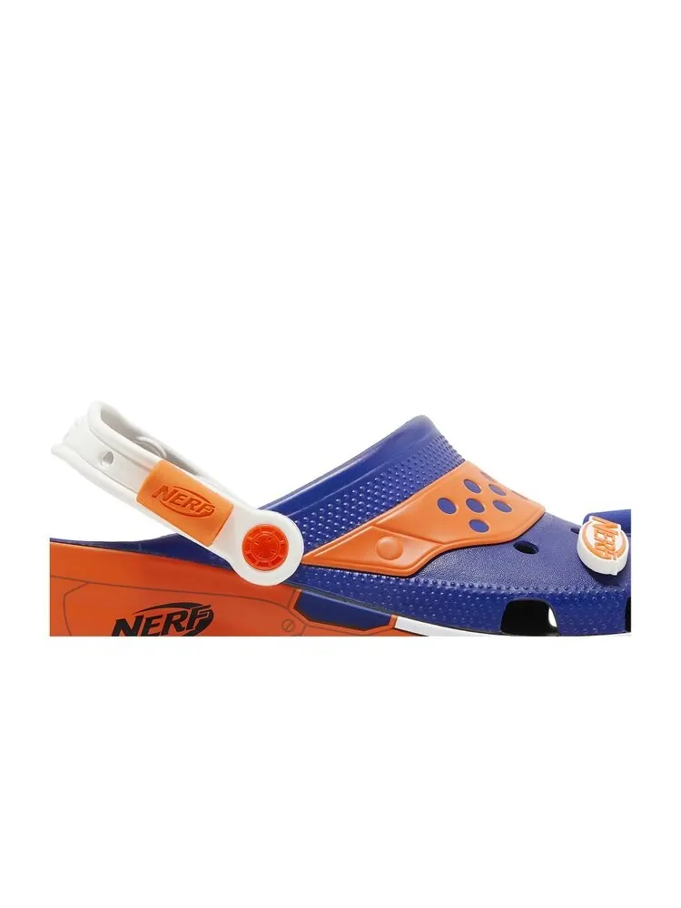 Кроссовки Crocs NERF x Classic Clog 'Blaster Dart' — изображение 2 из 4, серый