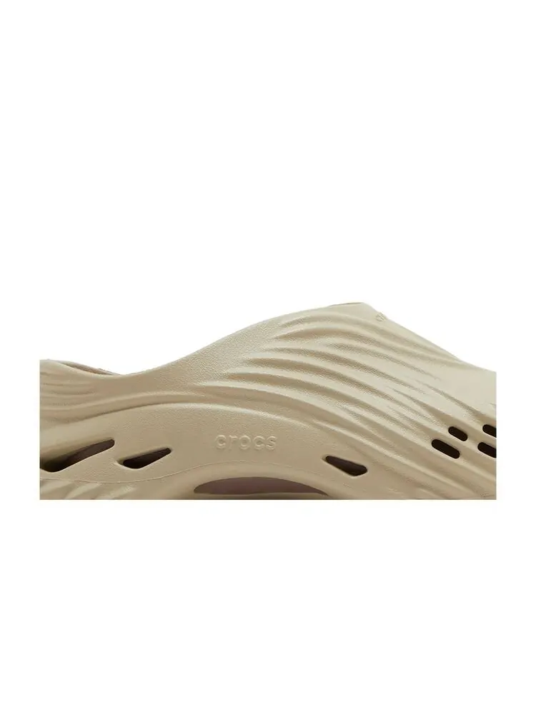 Кроссовки Crocs Echo Wave Moth — изображение 2 из 6, многоцветный