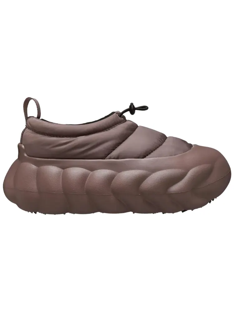 Кроссовки Crocs Overpuff Shorty 'Truffle' — изображение 1 из 1, трюфель