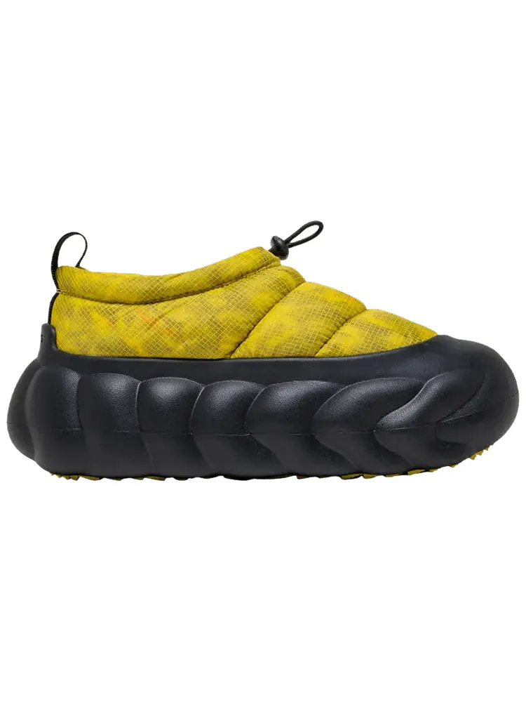 Кроссовки Crocs Overpuff Shorty Translucent — изображение 1 из 1, желтый