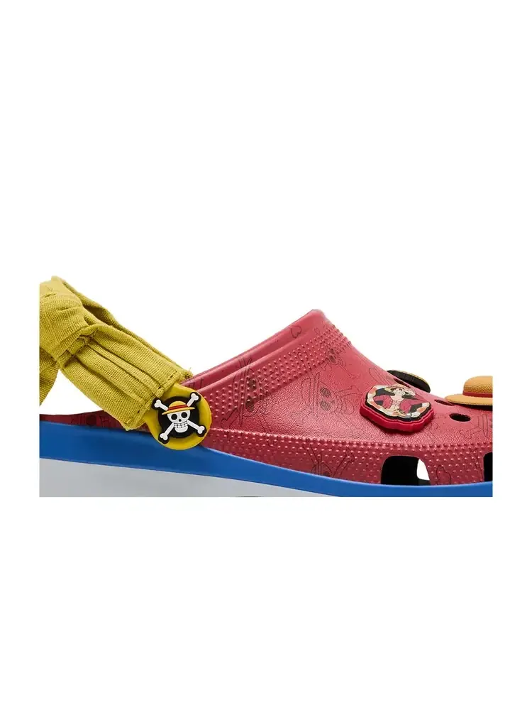 Классические сабо One Piece x Crocs 'Luffy' — изображение 2 из 8, красный