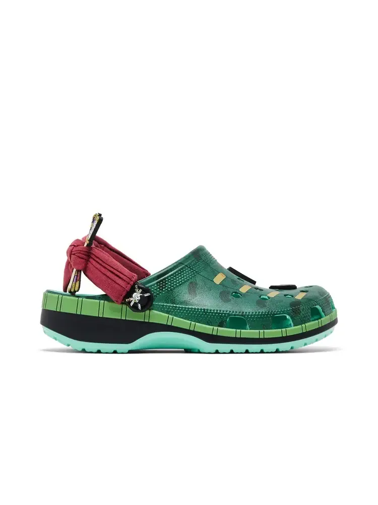 Сабо One Piece x Crocs 'Roronoa Zoro' — изображение 1 из 8, зеленый