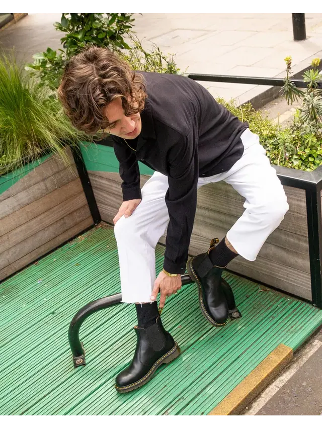 Ботинки Dr. Martens 2976 Chelsea с желтой прострочкой — изображение 7 из 11