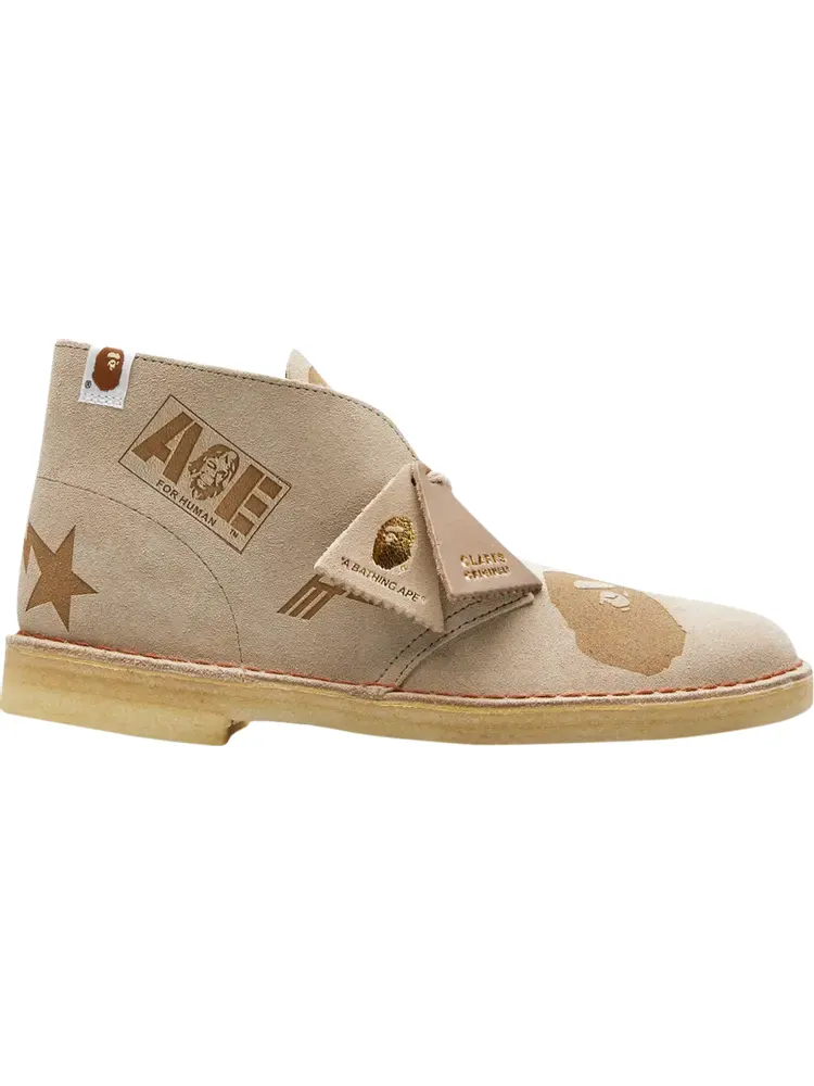 Ботинки Clarks A Bathing Ape x Desert Boot Grey Embossed — изображение 1 из 1, серый