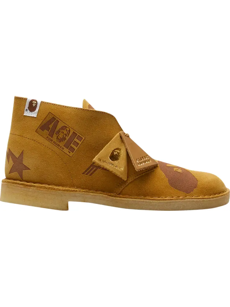 Ботинки Clarks A Bathing Ape x Desert Boot Oak Embossed — изображение 1 из 1, коричневый