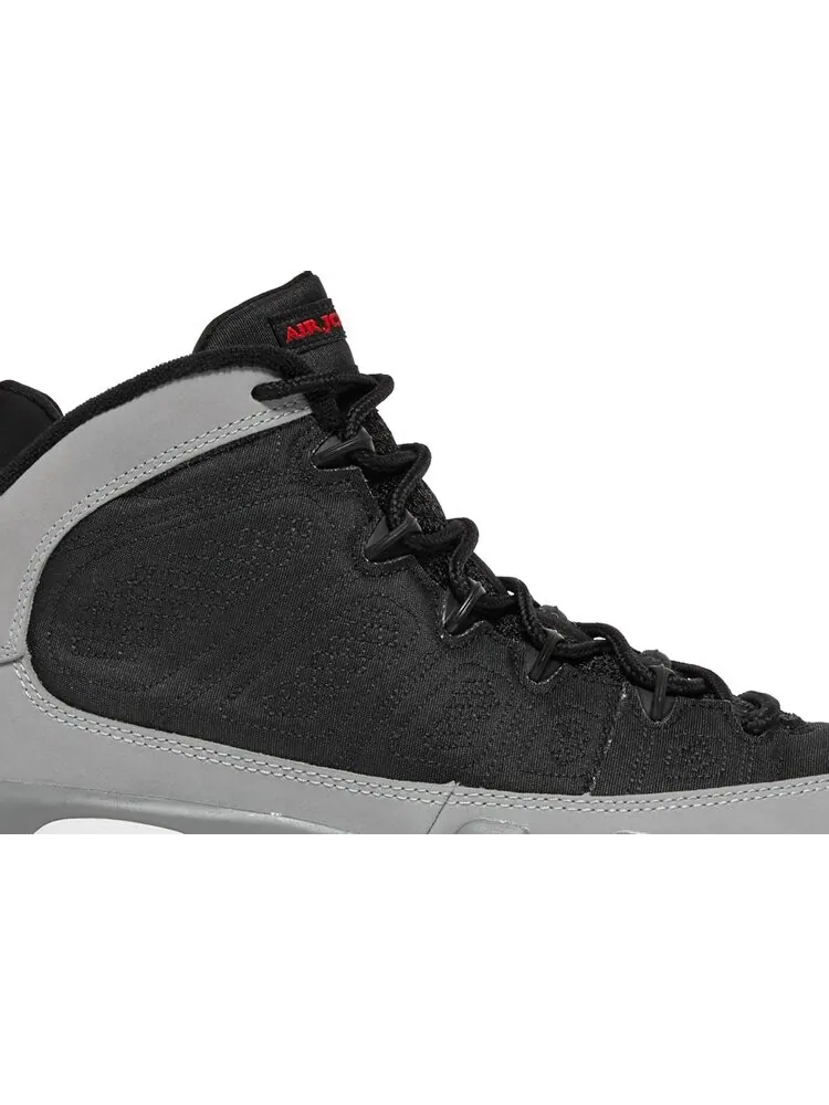 Кроссовки Air Jordan 9 Retro GS Particle Grey — изображение 2 из 8, серый