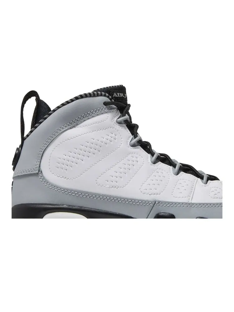Кроссовки Air Jordan 9 Retro BG 'Barons' — изображение 2 из 4, белый