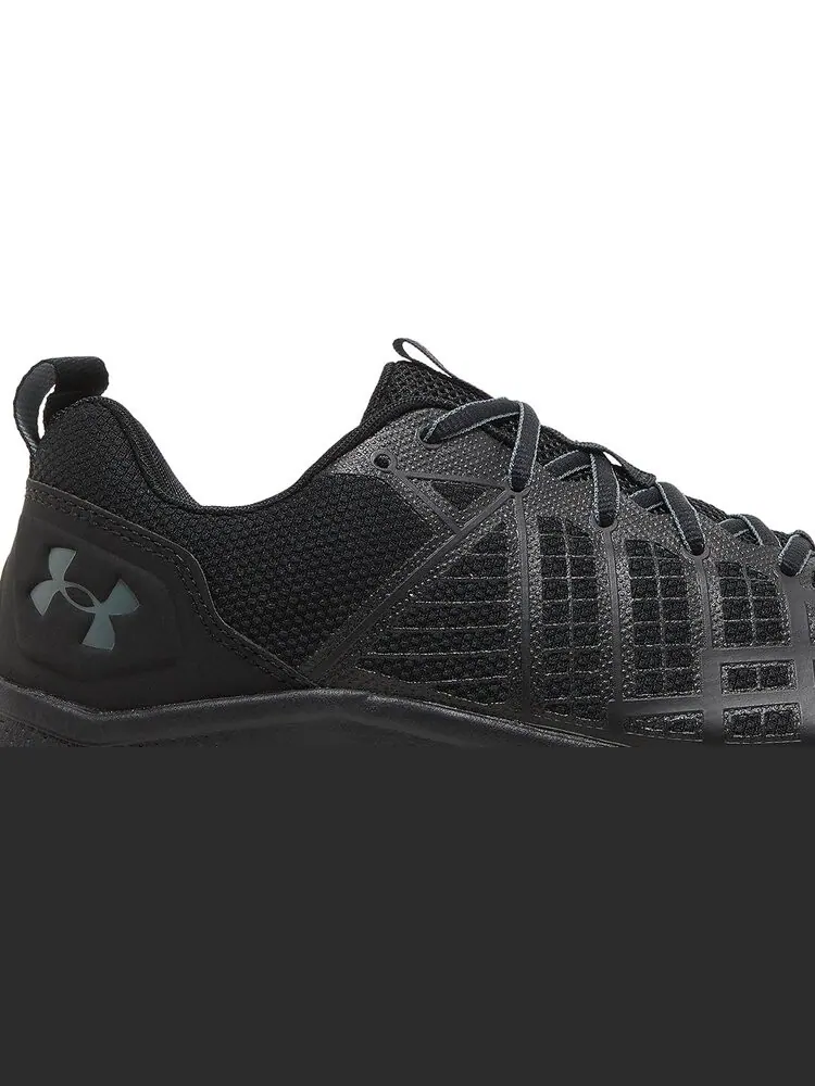 Кроссовки Under Armour Micro G Strikefast Black Pitch Grey — изображение 2 из 8, черный
