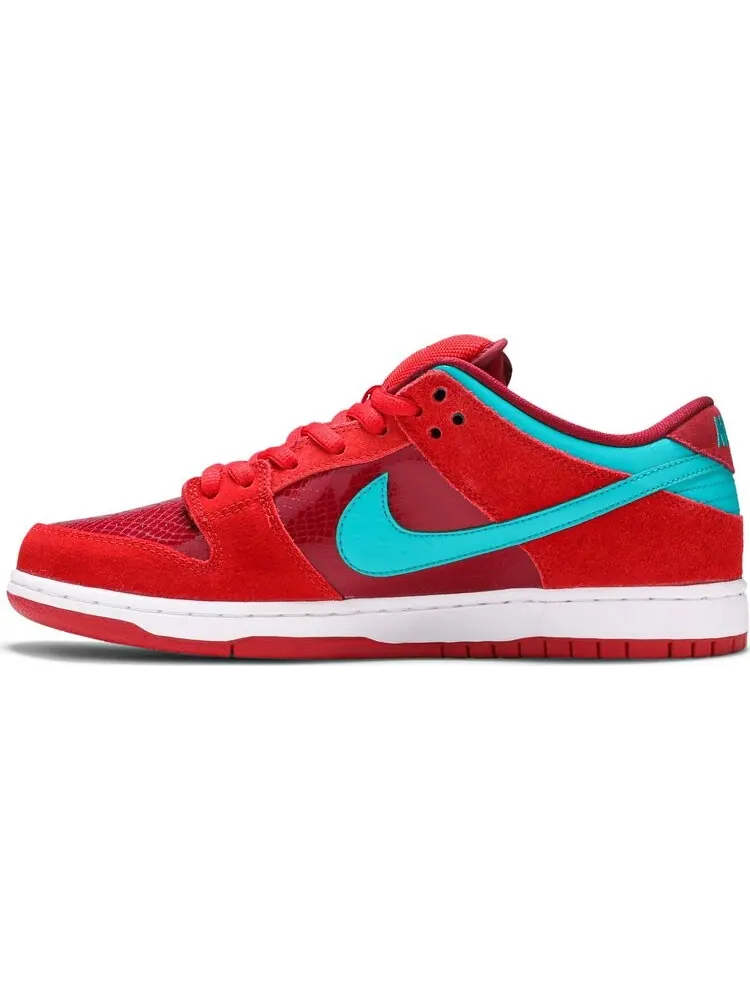 Кроссовки Nike Dunk Low Pro SB 'Brickhouse Turbo Green' — изображение 3 из 8, красный