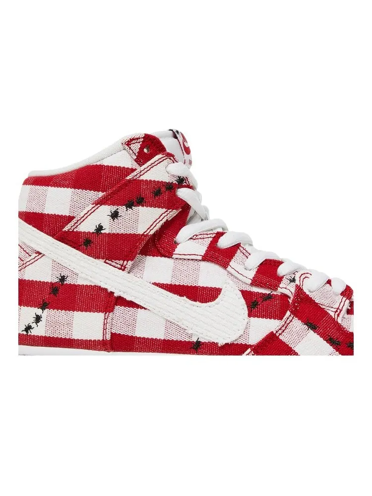 Кроссовки Nike Dunk High Pro SB 'Picnic' — изображение 2 из 4, белый