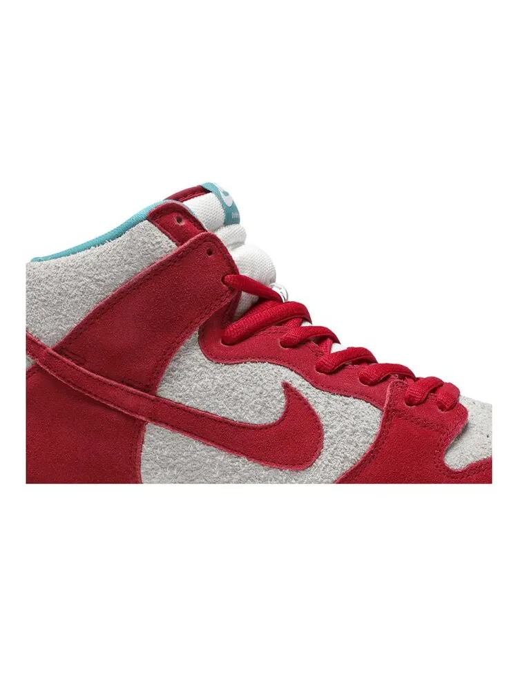 Кроссовки Nike Dunk High Pro Sb 'Dr. Seuss' — изображение 2 из 4, красный