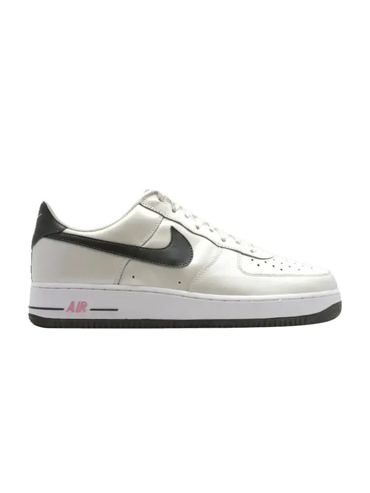 Кроссовки Nike Wmns Air Force 1 — изображение 1 из 1, белый/металлик-розовый