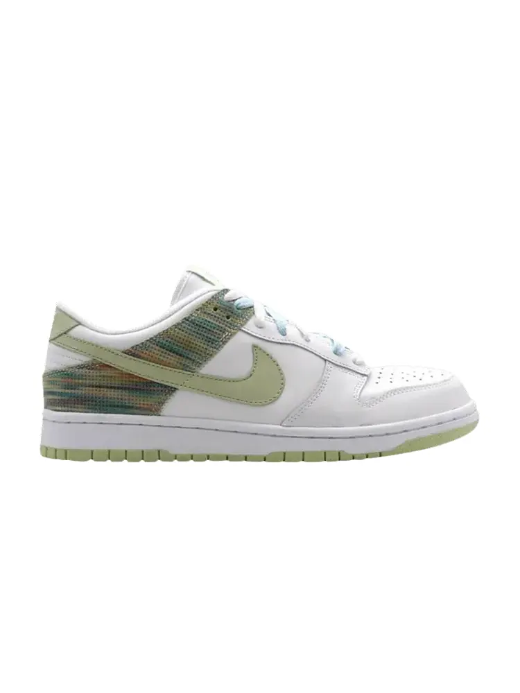 Кроссовки Nike Wmns Dunk Low — изображение 1 из 1, белый