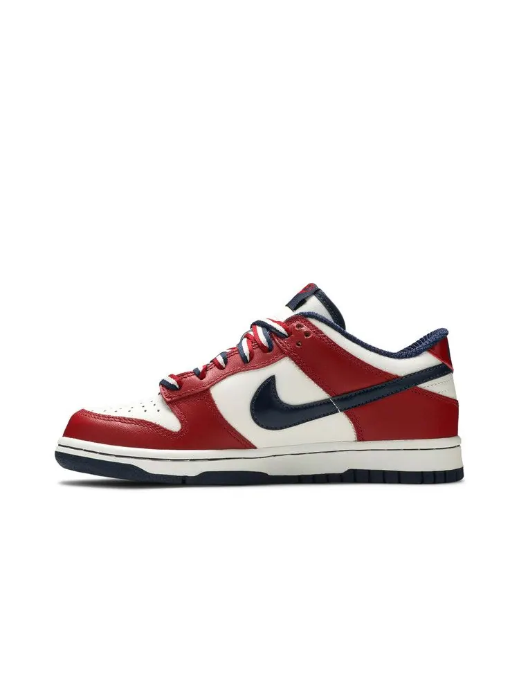 Кроссовки Nike Wmns Dunk Low — изображение 3 из 8, белый