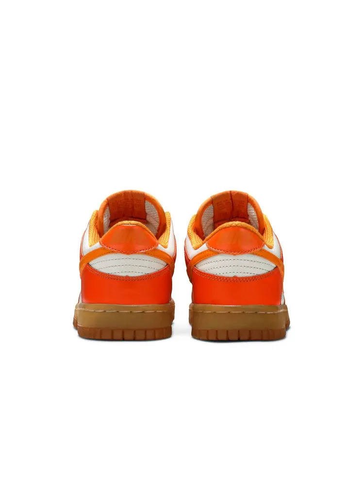 Кроссовки Nike Wmns Dunk Low — изображение 6 из 8, белый