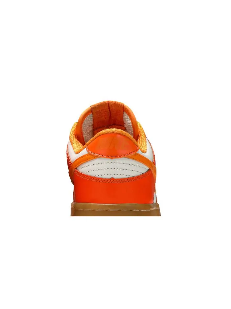 Кроссовки Nike Wmns Dunk Low — изображение 7 из 8, белый