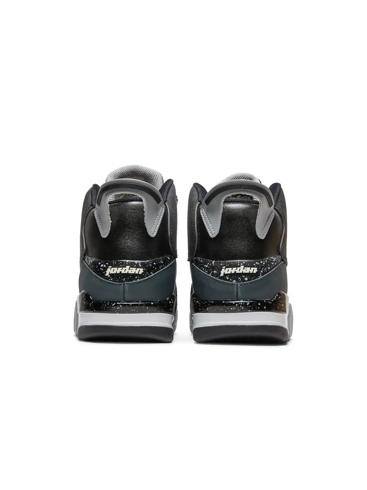 Кроссовки Jordan Dub Zero 'Classic Charcoal' — изображение 6 из 8, классический темно-серый