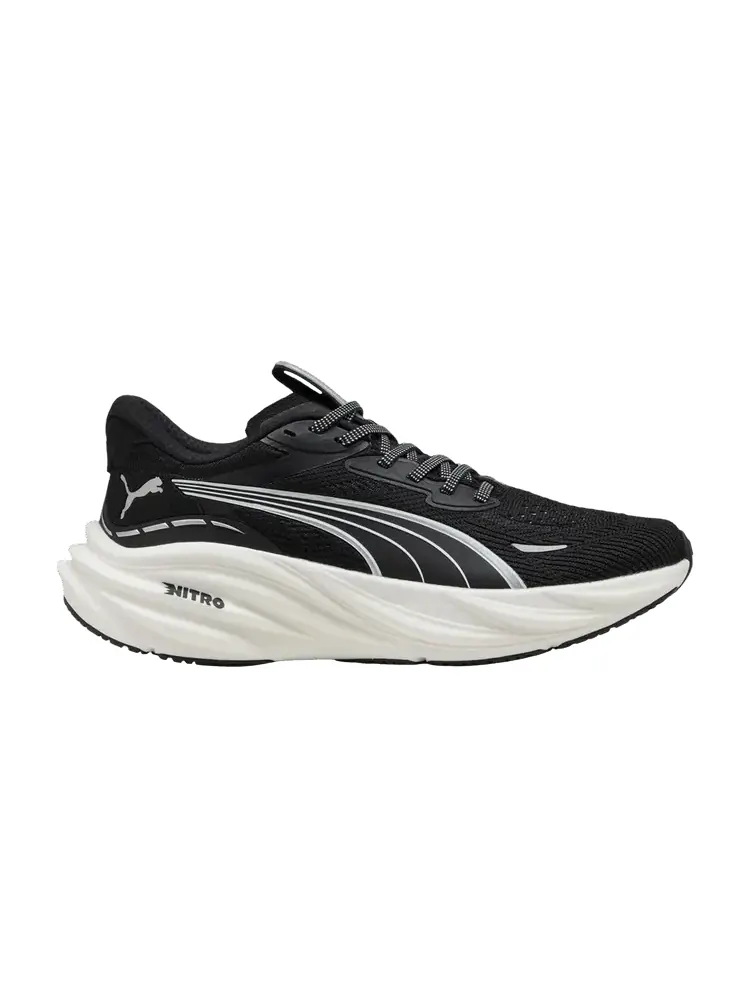 Кроссовки Puma Wmns Magnify Nitro 3 'Black White' — изображение 1 из 1, черный/белый