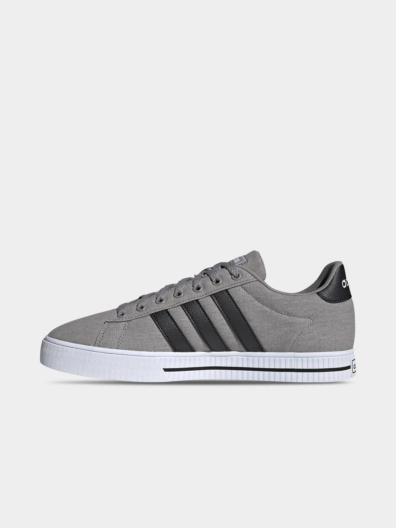 Мужские кроссовки Adidas Essentials Daily 3.0 — изображение 3 из 6, серый