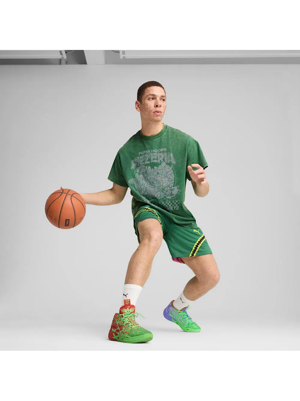 Баскетбольные кроссовки унисекс Puma Hoops x TMNT MB.04 R&D — изображение 9 из 9, красный/зеленый