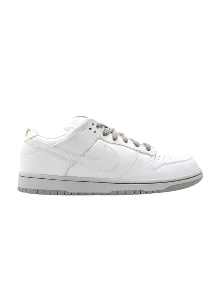 Кроссовки Nike Dunk Low Premium SB 'Medicom 4' — изображение 1 из 1, белый