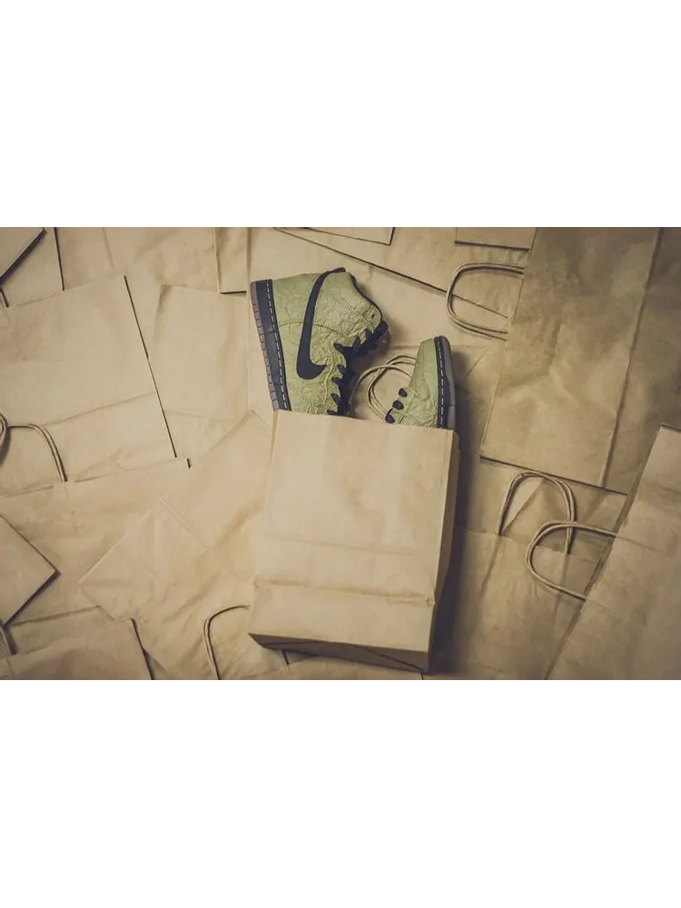 Кроссовки Nike SB Dunk High 'Brown Paper Bag' — изображение 3 из 4, коричневый