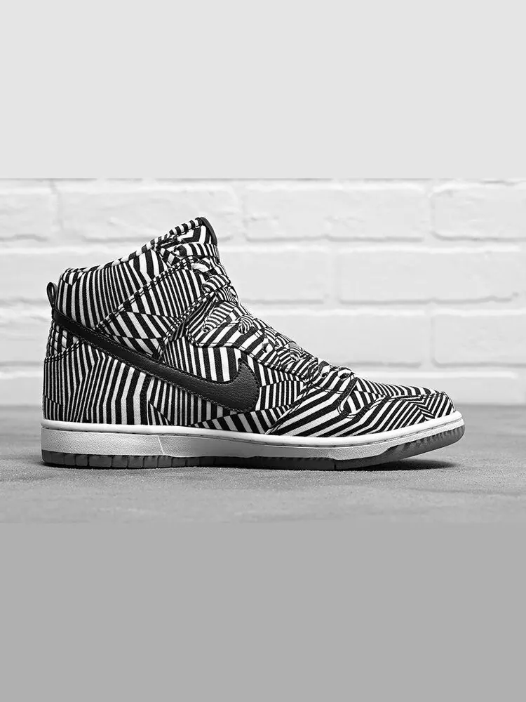 Кроссовки Nike Dunk High Premium SB 'Concept Car' — изображение 3 из 4, белый