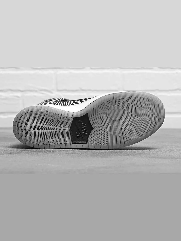 Кроссовки Nike Dunk High Premium SB 'Concept Car' — изображение 4 из 4, белый