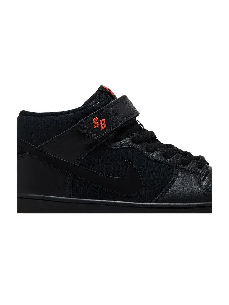 Кроссовки Nike Dunk Mid Pro SB, Halloween — изображение 2 из 8, черный