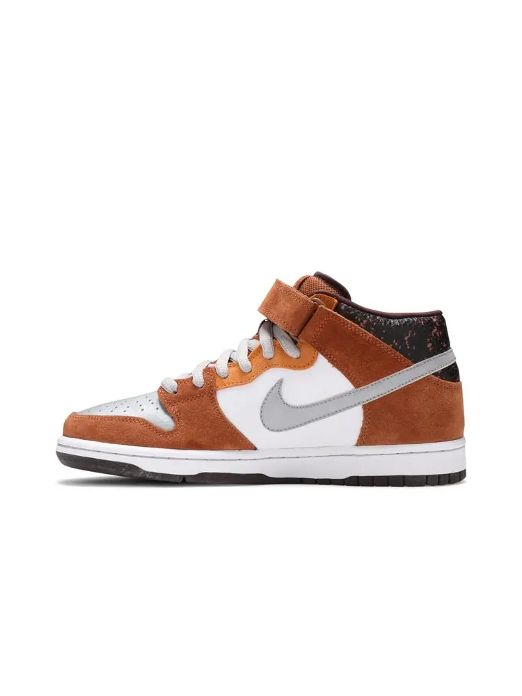 Кроссовки Nike Dunk Mid Pro SB 'Fender Bass' — изображение 3 из 4, белый