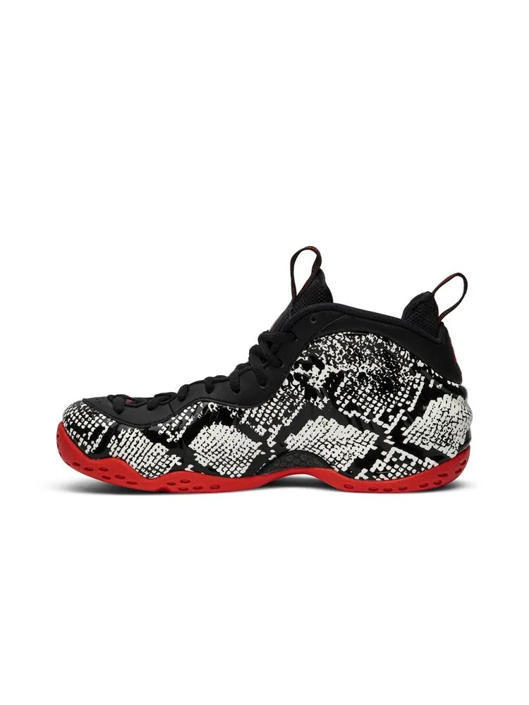 Кроссовки Nike Air Foamposite One 'Albino Snakeskin' — изображение 3 из 4, белый