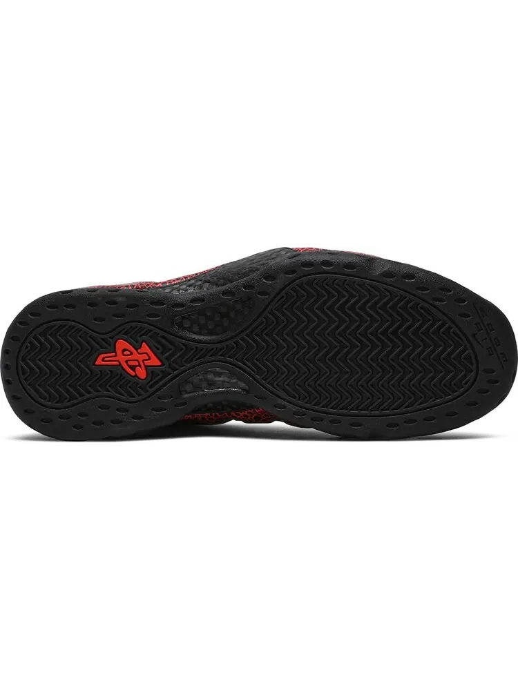 Кроссовки Nike Air Foamposite One 'Cracked Lava' — изображение 4 из 8, красный