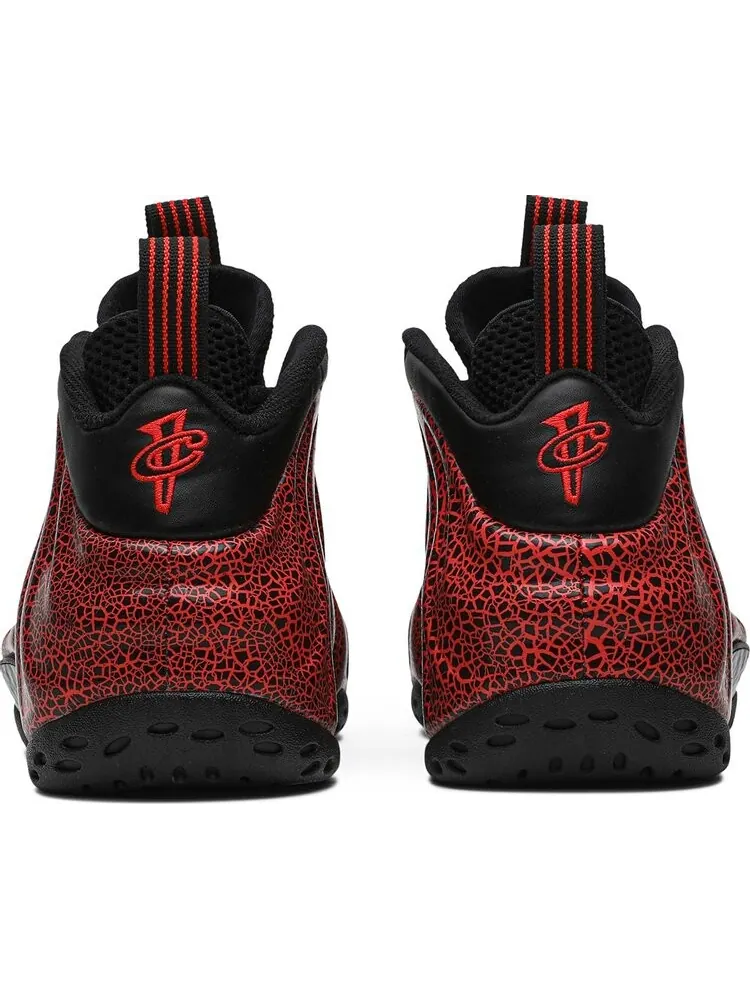 Кроссовки Nike Air Foamposite One 'Cracked Lava' — изображение 6 из 8, красный