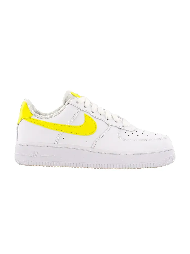 Кроссовки Nike Wmns Air Force 1 'White Yellow Pulse' — изображение 1 из 1, белый/желтый