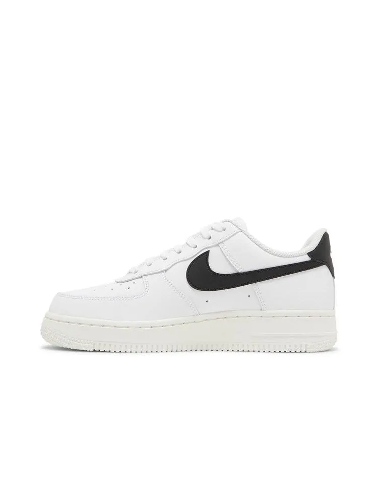 Кроссовки Nike Wmns Air Force 1 '07 'White Black' — изображение 4 из 9, белый/черный