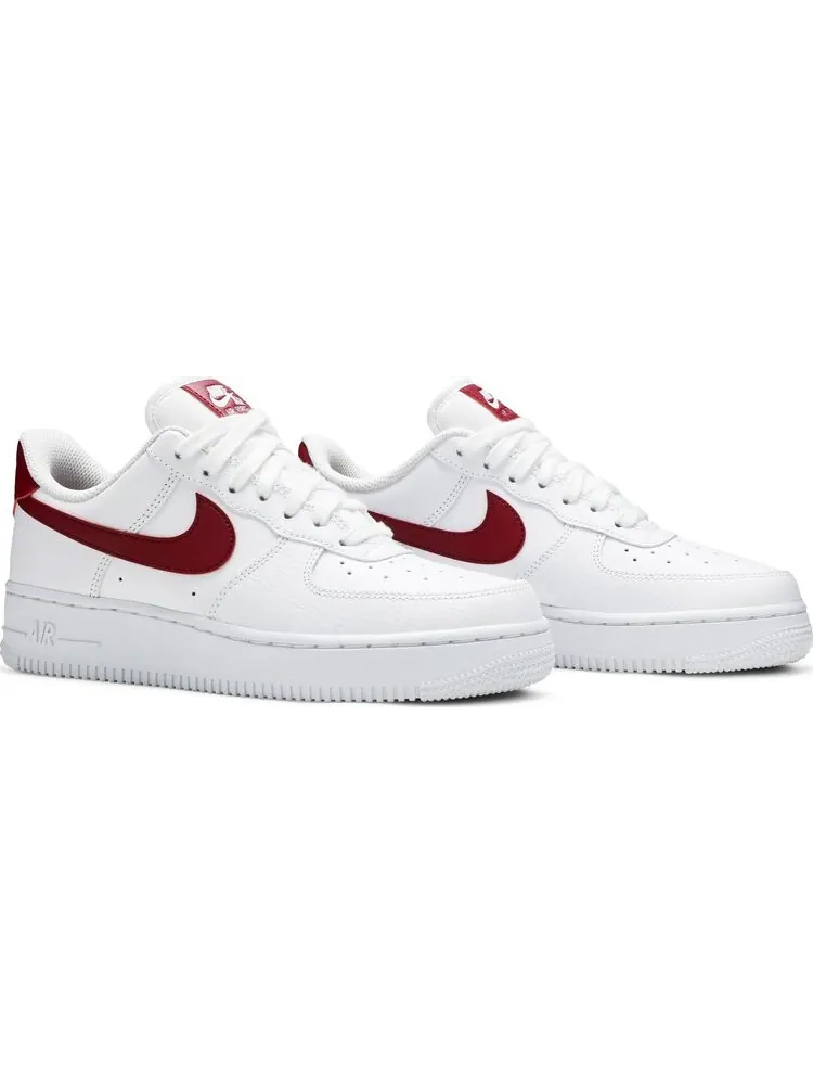Кроссовки Nike Wmns Air Force 1 '07 'White Noble Red' — изображение 8 из 8, красный