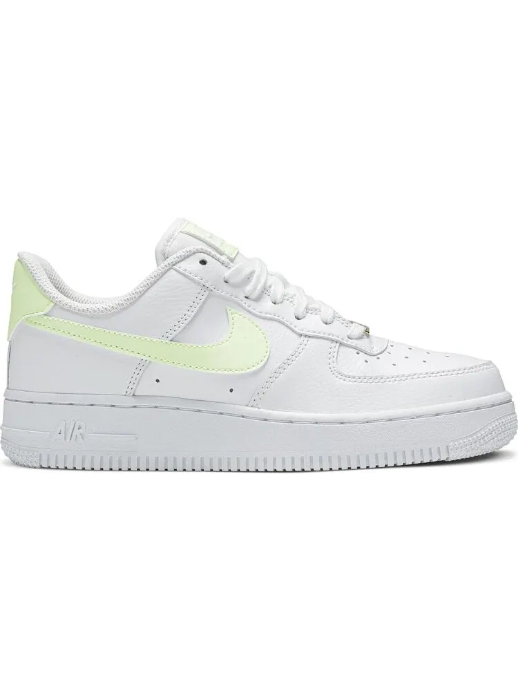Кроссовки Nike Wmns Air Force 1 Low 'Barely Volt' — изображение 1 из 8, белый