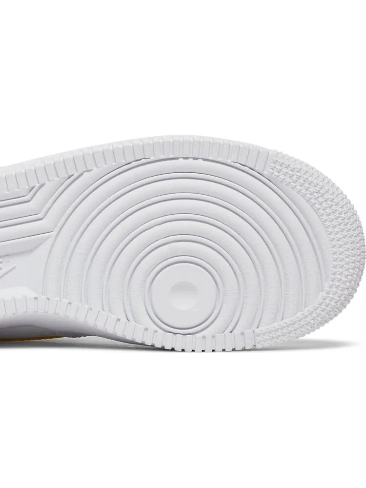 Кроссовки Nike Wmns Air Force 1 '07 'White Light Citron' — изображение 5 из 8, белый
