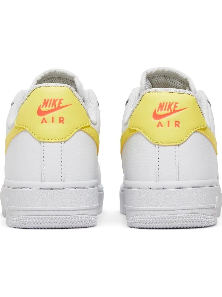 Кроссовки Nike Wmns Air Force 1 '07 'White Light Citron' — изображение 6 из 8, белый