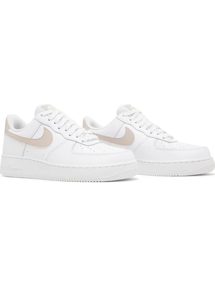 Кроссовки Nike Wmns Air Force 1 '07 'Satin Pink' — изображение 8 из 8, белый