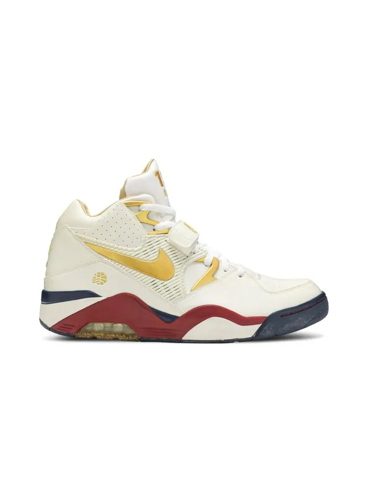 Кроссовки Nike Air Force 180 'Finishline 25Th Anniversary' — изображение 1 из 4, белый