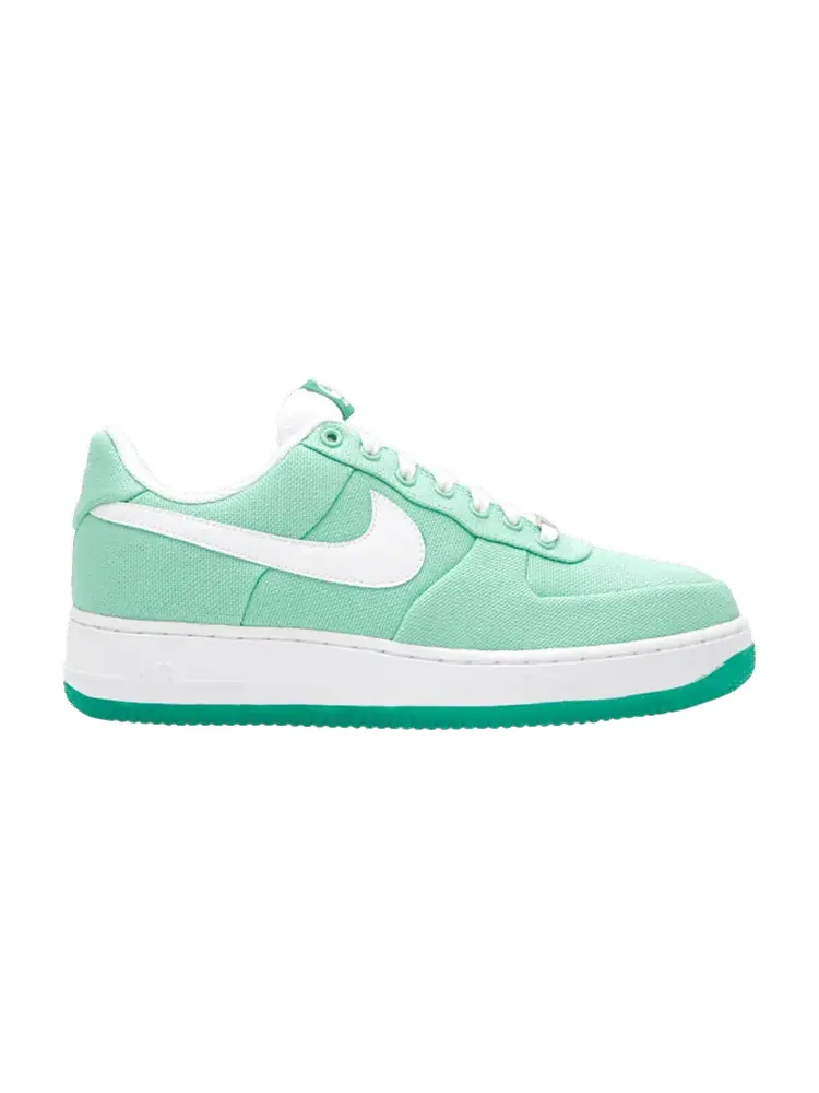 Кроссовки Nike Wmns Air Force 1 Low Canvas — изображение 1 из 1, белый-зеленый