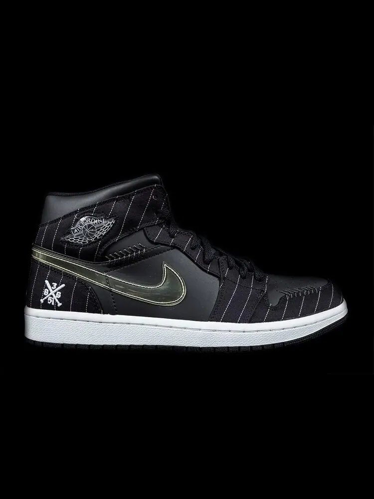 Кроссовки Air Jordan 1 Retro Barons - Away — изображение 2 из 6, черный