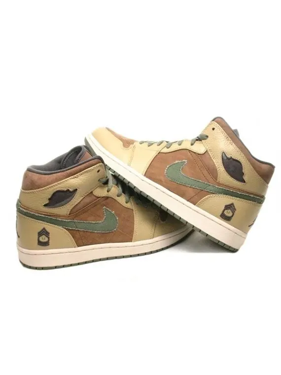 Кроссовки Air Jordan 1 Retro 'Armed Forces' — изображение 4 из 4, коричневый